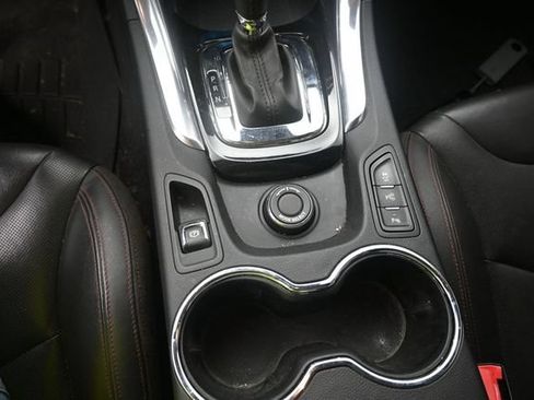 Used 2015 Chevrolet SS RWD image 18