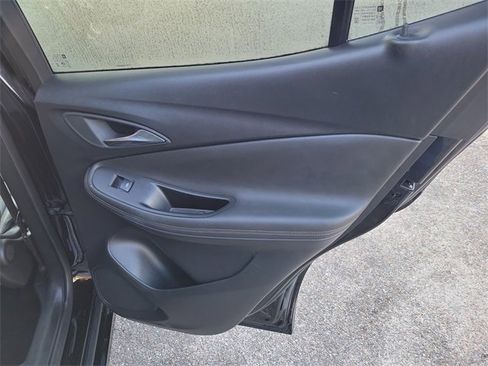 Used 2024 Buick Encore GX Sport Touring image 33