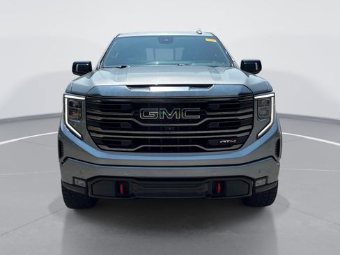 Used 2023 GMC Sierra 1500 AT4 w/ AT4 Premium Package AWD/4WD image 2
