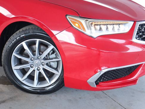 Used 2018 Acura TLX FWD image 4