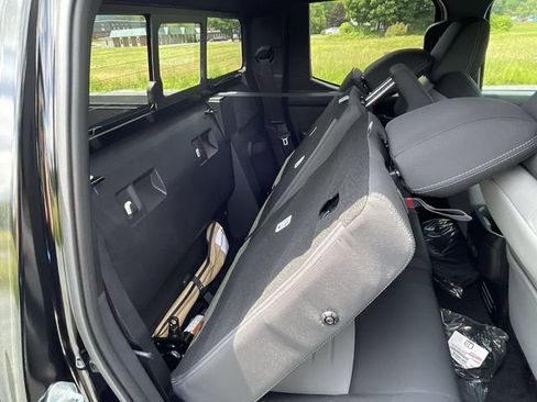 New 2026 Toyota Tacoma TRD Off-Road AWD/4WD image 25