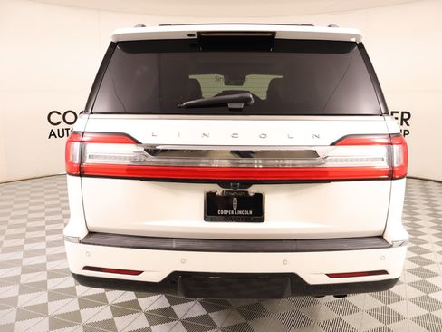 Used 2019 Lincoln Navigator Reserve AWD/4WD image 25