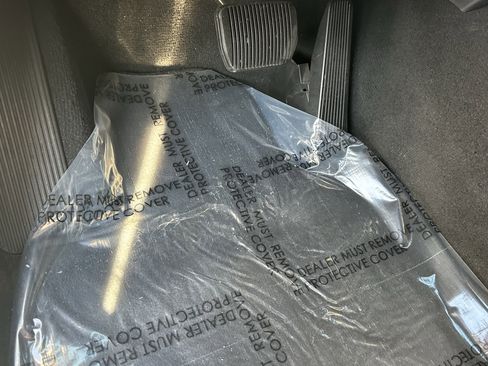 Used 2022 Ford Explorer Limited image 20