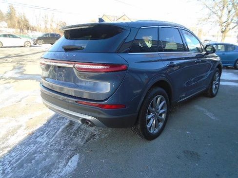 Used 2022 Lincoln Corsair AWD w/ Premium Package image 7