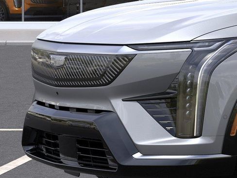 New 2027 Cadillac Optiq Luxury RWD image 13
