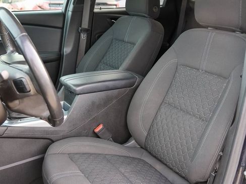 Used 2020 Chevrolet Blazer LT image 11