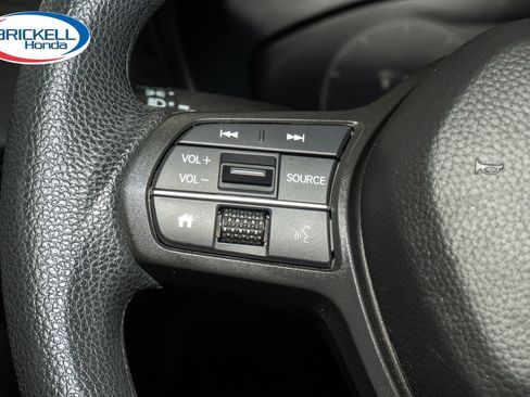 Used 2025 Honda HR-V LX image 35