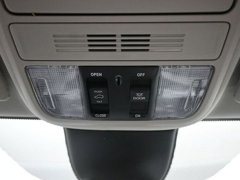 New 2026 Honda Odyssey EX-L image 24