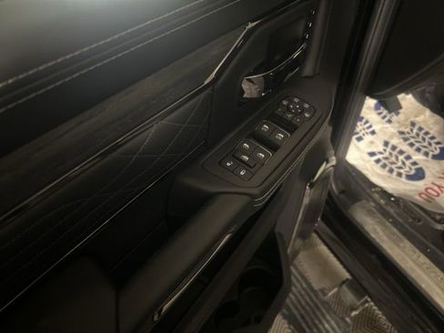 New 2026 RAM 2500 Limited AWD/4WD image 12