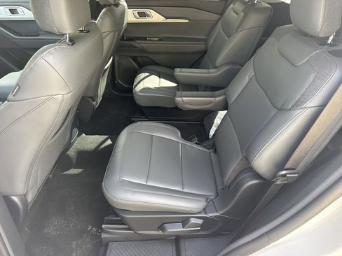 New 2026 Ford Explorer Active w/ Active Comfort Package RWD image 21