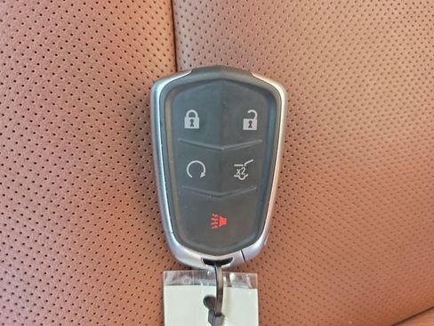 Certified 2023 Cadillac XT5 Premium Luxury image 37