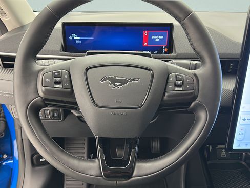 Used 2025 Ford Mustang Mach-E Select w/ Comfort Package Lite AWD/4WD image 14