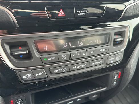 New 2026 Honda Ridgeline Black Edition image 32