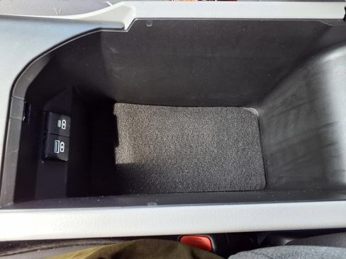 Used 2024 Toyota Camry LE FWD image 12