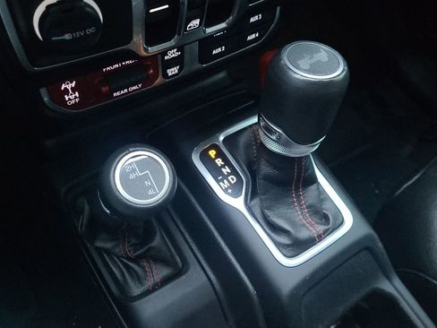 Used 2023 Jeep Wrangler Unlimited Rubicon w/ LED Lighting Group image 22