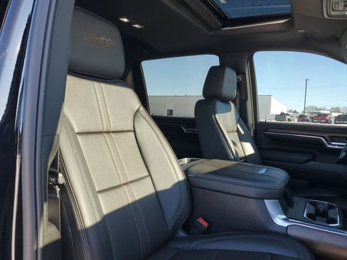 Used 2024 Chevrolet Silverado 2500 High Country w/ Technology Package image 33