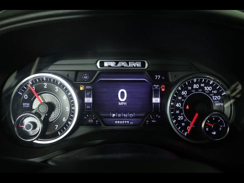 Used 2020 RAM 1500 Big Horn AWD/4WD image 20