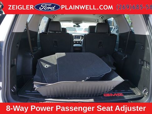Used 2023 GMC Acadia SLT w/ Preferred Package AWD/4WD image 10