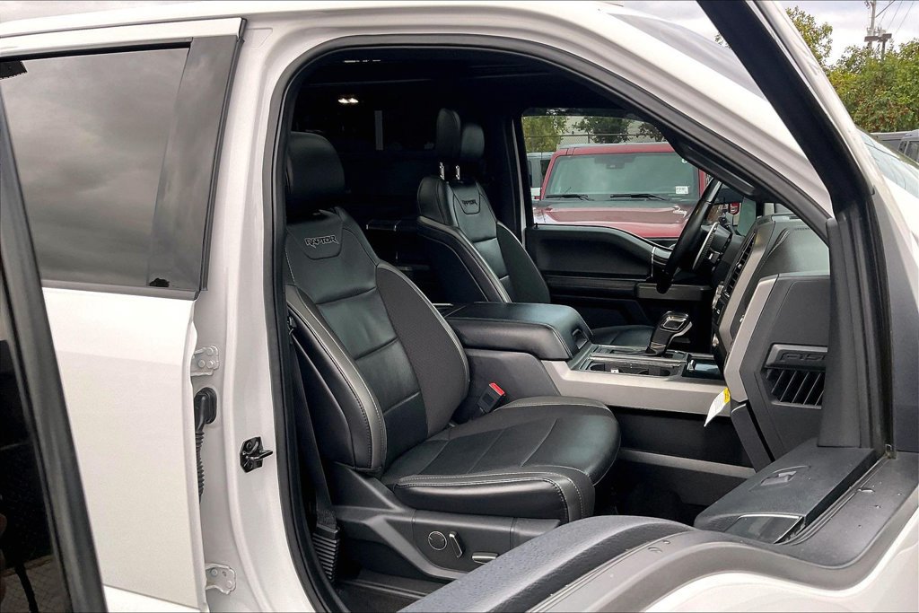 Used 2019 Ford F150 Raptor w/ Equipment Group 802A Luxury AWD/4WD image 6