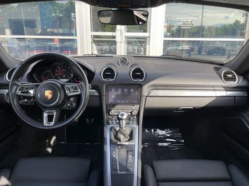 Used 2022 Porsche 718 Cayman GTS RWD image 39