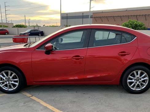 Used 2016 MAZDA MAZDA3 i Touring w/ Popular Equipment Package FWD image 2