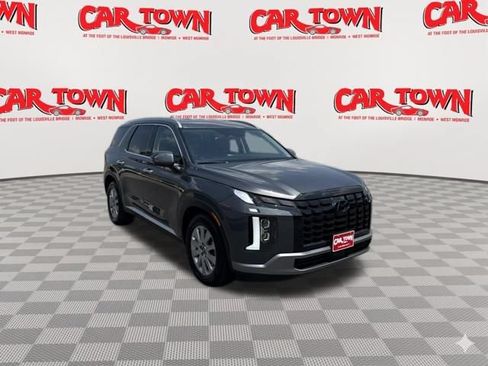 Used 2025 Hyundai Palisade SEL AWD/4WD image 2