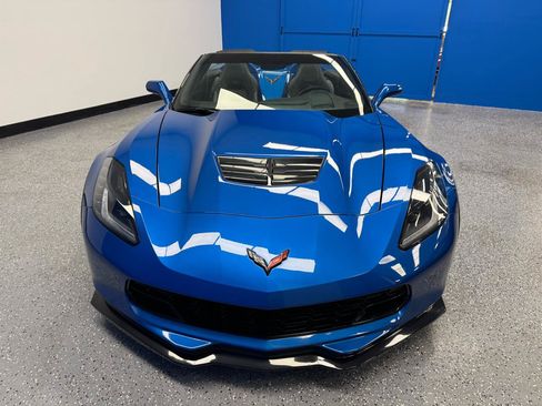 Used 2015 Chevrolet Corvette Z06 w/ 3LZ Preferred Equipment Group RWD image 3