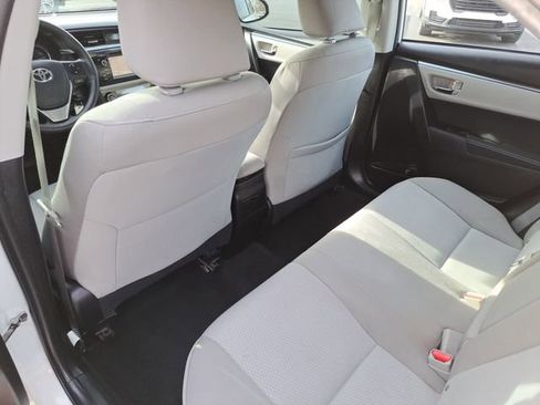 Used 2016 Toyota Corolla LE image 9