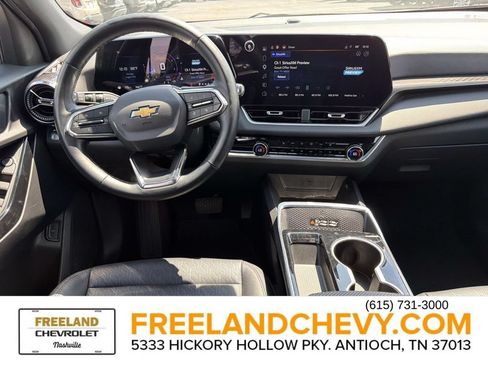 Used 2025 Chevrolet Equinox LT w/ Convenience Package II AWD/4WD image 19