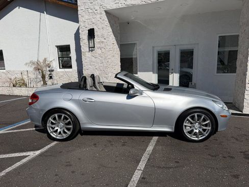 Used 2007 Mercedes-Benz SLK 350 image 17