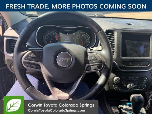 Used 2021 Jeep Cherokee Latitude Lux w/ Comfort/Convenience Group image 12