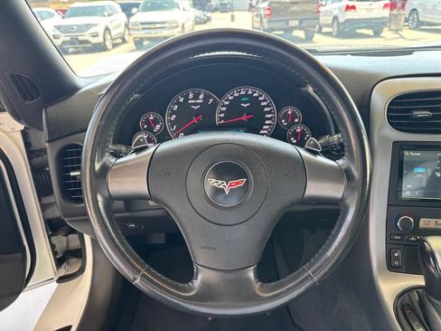 Used 2006 Chevrolet Corvette Convertible w/ Preferred Equipment Group RWD image 13