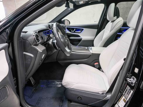 Certified 2026 Mercedes-Benz GLC 300 image 21