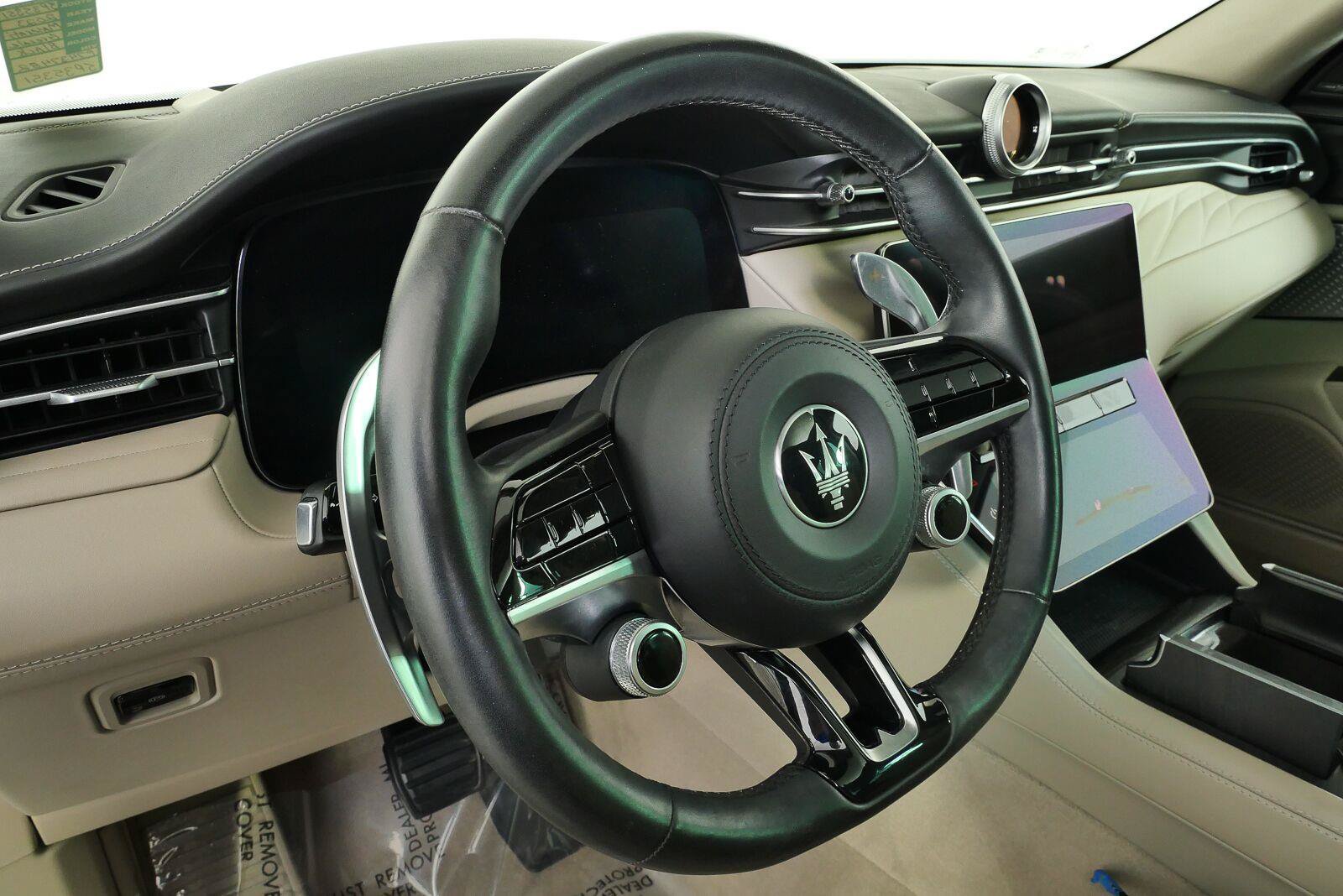Used 2023 Maserati Grecale Modena AWD/4WD image 5