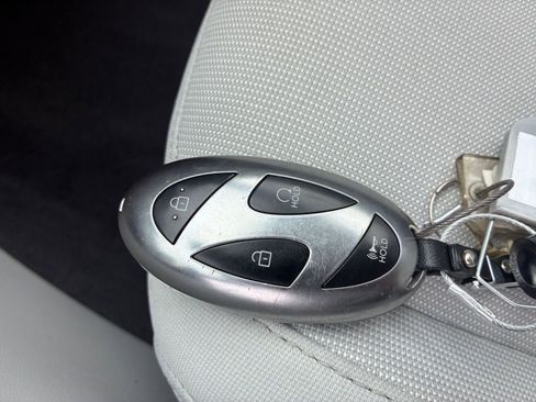 Used 2025 Hyundai Kona SEL image 22