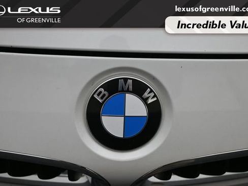 Used 2017 BMW 330i Sedan RWD image 11