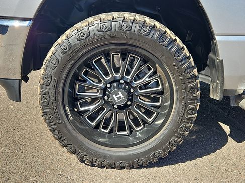 Used 2019 RAM 1500 Big Horn RWD image 10