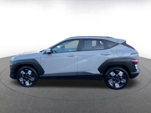 Used 2025 Hyundai Kona SEL image 9