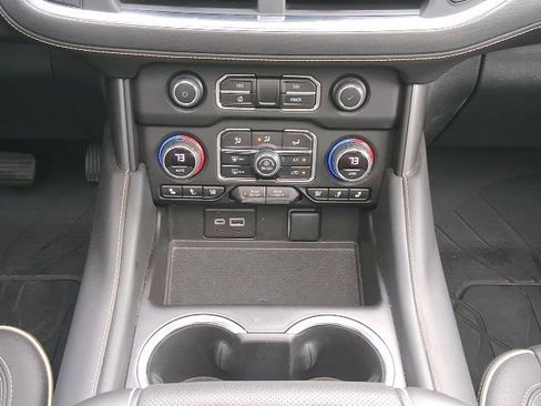 Used 2023 Chevrolet Tahoe Premier image 15