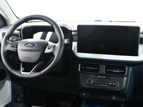 New 2026 Ford Maverick XLT AWD/4WD image 8