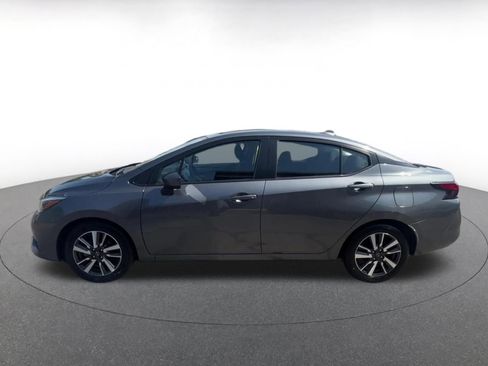 Used 2025 Nissan Versa SV FWD image 8
