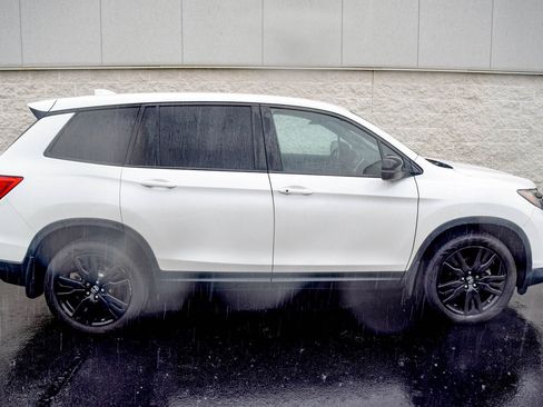 Used 2019 Honda Passport Sport image 15