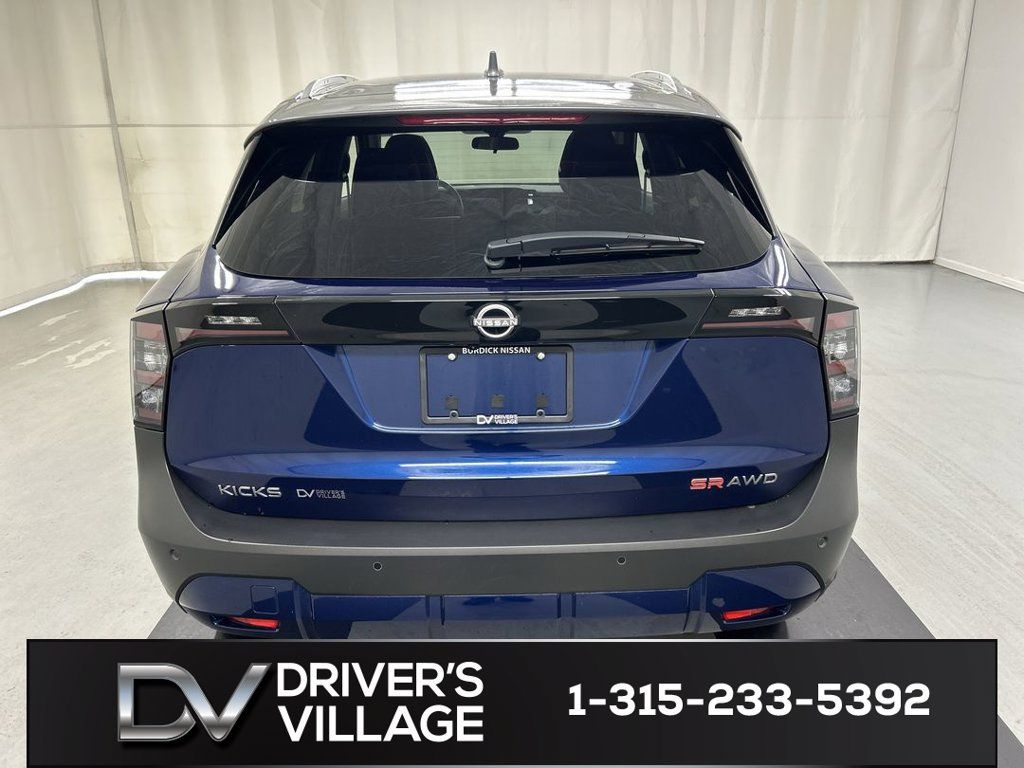 Used 2025 Nissan Kicks SR w/ SR Premium Package AWD/4WD image 21