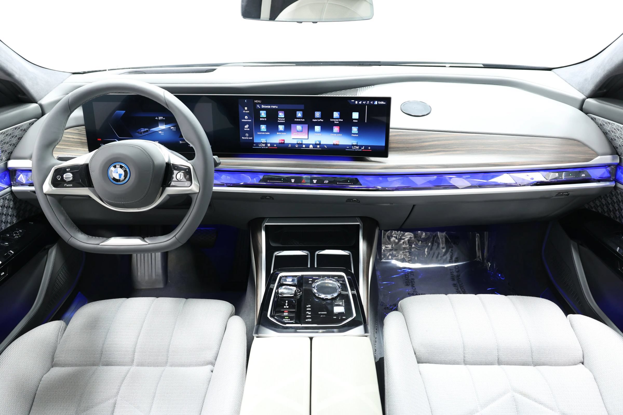 Used 2023 BMW i7 xDrive60 AWD/4WD image 43