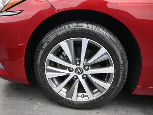 Used 2019 Lexus ES 350 w/ Premium Package image 52