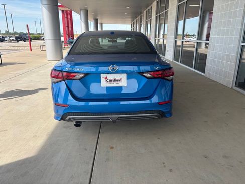 Used 2021 Nissan Sentra SR FWD image 4