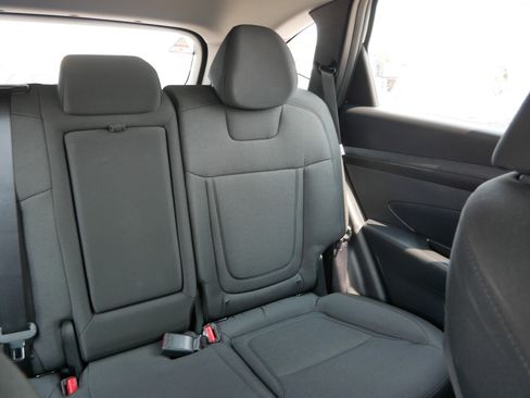Certified 2026 Hyundai Tucson Blue SE AWD/4WD image 14