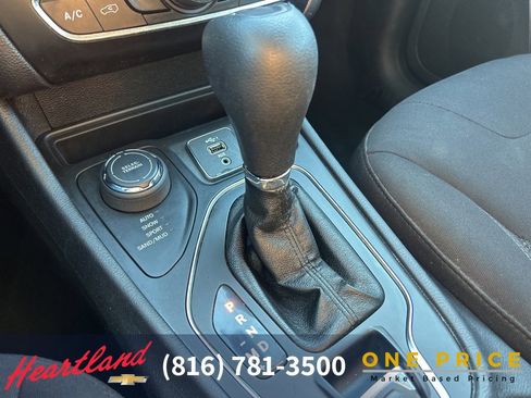 Used 2020 Jeep Cherokee Latitude image 33