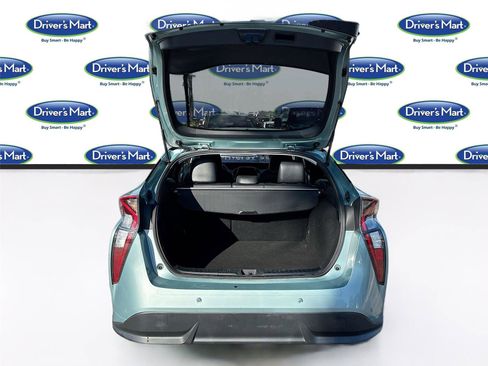 Used 2018 Toyota Prius Four Touring image 27