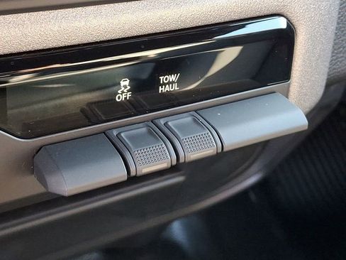 Used 2023 RAM 3500 Tradesman w/ Chrome Appearance Group image 24